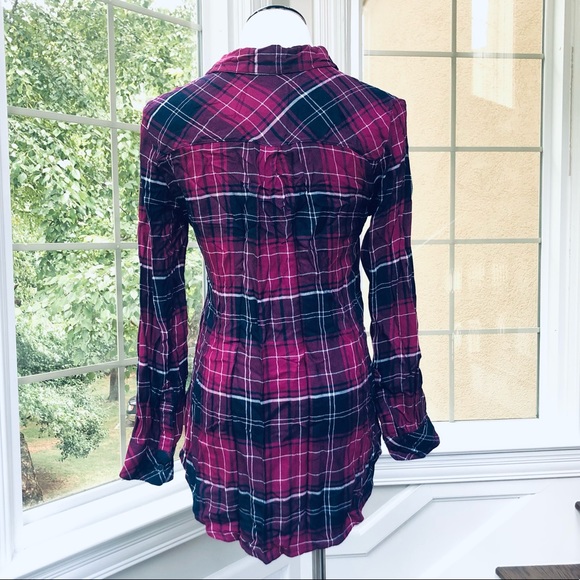 Berry & navy button down - Picture 2 of 8